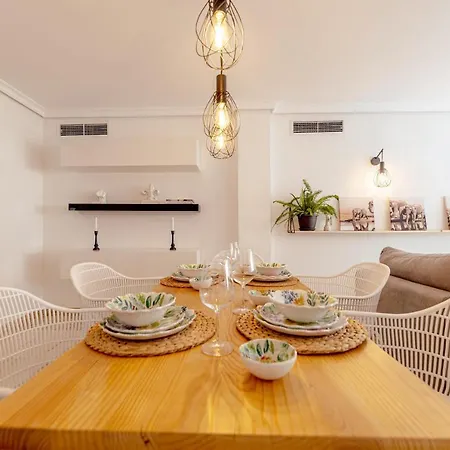 Elviria Apartman *