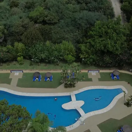 Elviria Apartman *